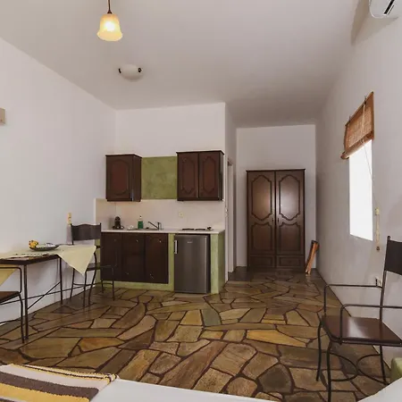 Apartmanhotel Anemes Avlémonasz